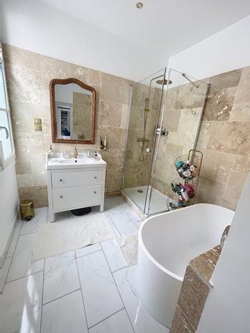 À vendre - T5 et plus, 5 pièces situé à Tours (37000)
