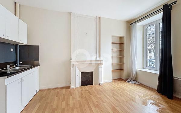 Appartement à vendre    2 pièces •  Brest