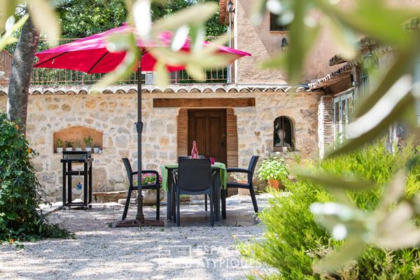 Bergerie de charme en lisière de forêt