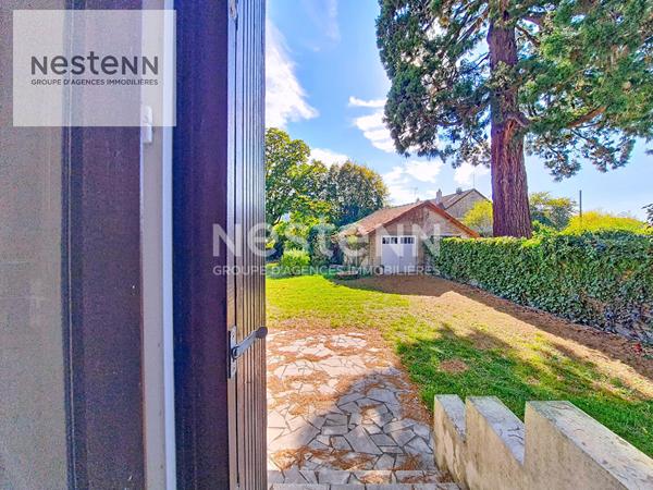 Superbe maison bourgeoise - "entre deux gares"- 5 chambres - garage - jardin 700m² - parquets et cheminée - lumineuse