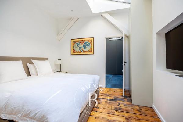 Paris 10ème, Appartement 2 Chambres -  168 m² à vendre