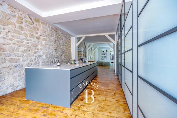 Paris 10ème, Appartement 2 Chambres -  168 m² à vendre