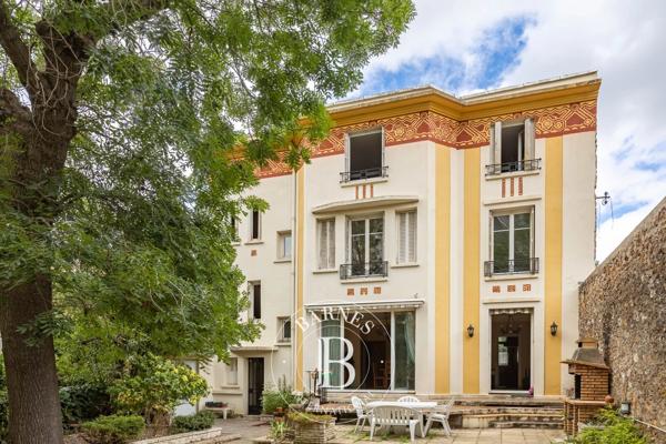 Montrouge, Maison 7 Chambres -  296 m² à vendre