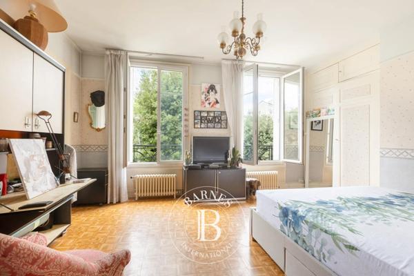 Montrouge, Maison 7 Chambres -  296 m² à vendre
