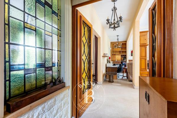 Montrouge, Maison 7 Chambres -  296 m² à vendre