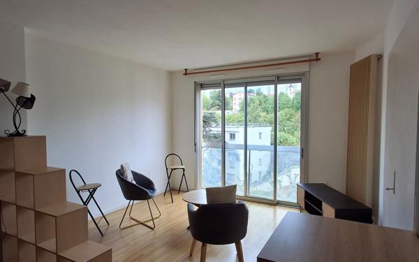 Appartement à vendre    1 pièce • 32,53 m2 Lyon 5