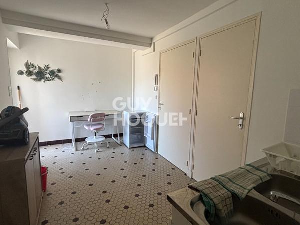 Local professionnel meublé Idéal professions libérales 51m² avec parking Orléans (45000)