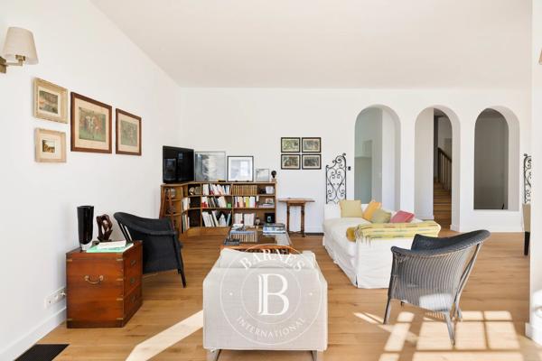 Biarritz, Maison 4 Chambres -  247 m² à vendre