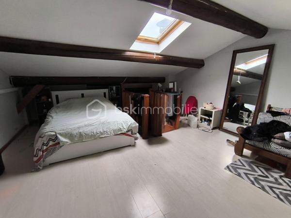 Local commercial de 220 m²