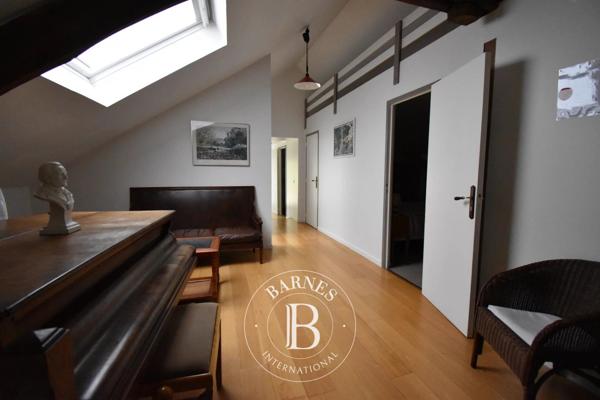 Saint-Rémy-lès-Chevreuse, Maison 11 Chambres -  624 m² à vendre