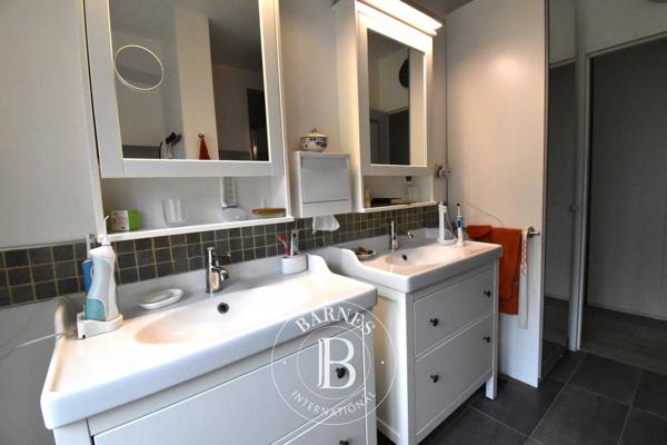 Saint-Rémy-lès-Chevreuse, Maison 11 Chambres -  624 m² à vendre