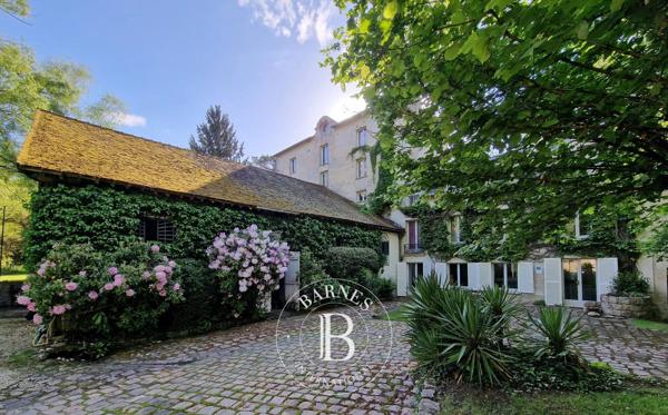 Saint-Rémy-lès-Chevreuse, Maison 11 Chambres -  624 m² à vendre