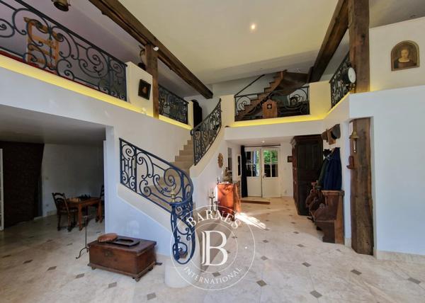 Saint-Rémy-lès-Chevreuse, Maison 11 Chambres -  624 m² à vendre