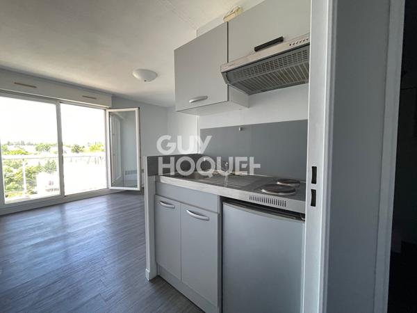 Studio à louer au 6ème étage avec balcon à Mérignac Arlac