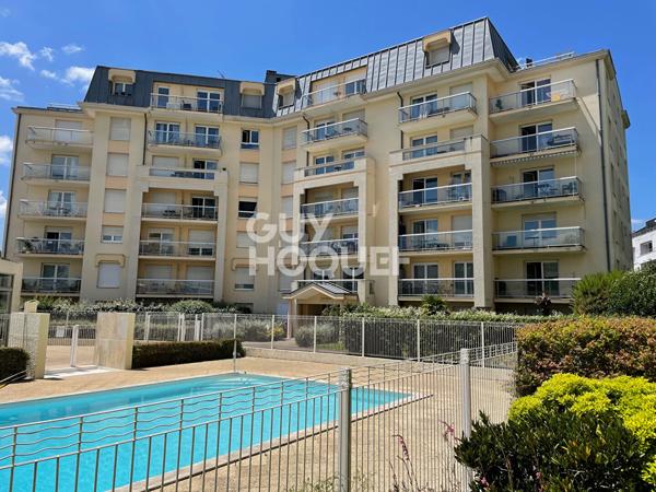 Studio à louer au 6ème étage avec balcon à Mérignac Arlac