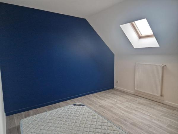 Magnifique longère économe sur 5000 M2. Granges