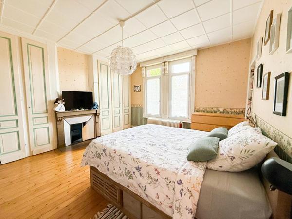Liévin, 62800, maison bourgeoise, 6 chambres, jardin, garage
