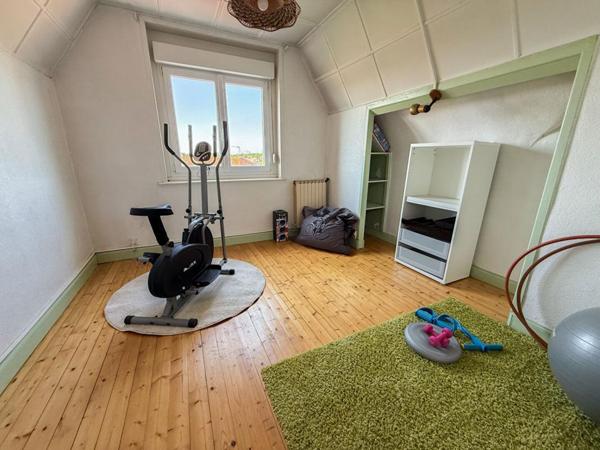 Liévin, 62800, maison bourgeoise, 6 chambres, jardin, garage