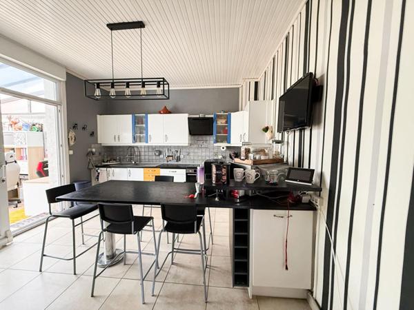 Liévin, 62800, maison bourgeoise, 6 chambres, jardin, garage