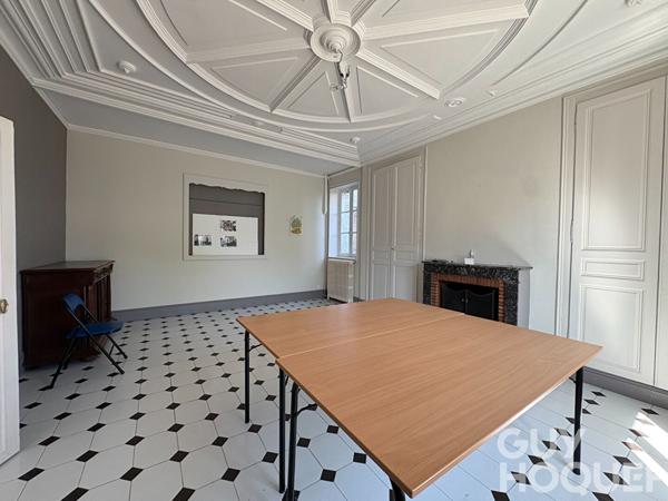 Maison 170 m², 5 chambres  Potentiel locatif  Terrain 500 m² environ Châteaudun