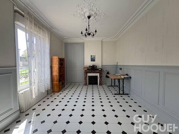 Maison 170 m², 5 chambres  Potentiel locatif  Terrain 500 m² environ Châteaudun