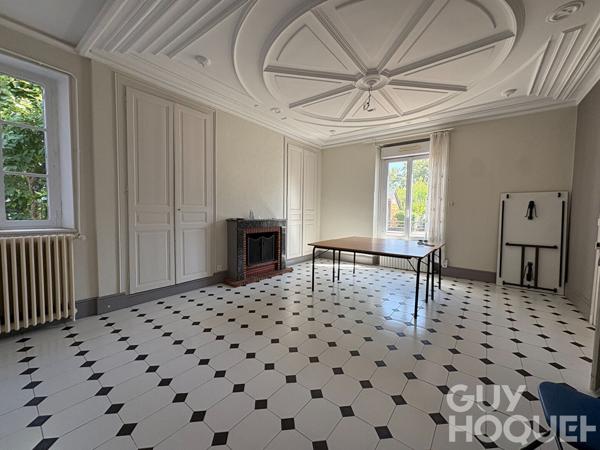 Maison 170 m², 5 chambres  Potentiel locatif  Terrain 500 m² environ Châteaudun