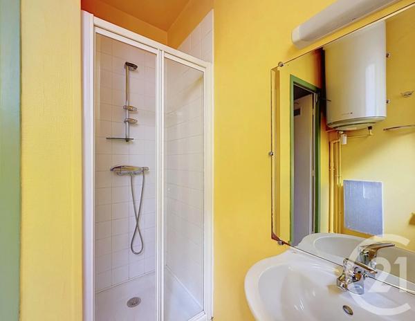 Appartement F3 à vendre  2 pièces - 44 m 2   BELFORT  - 90