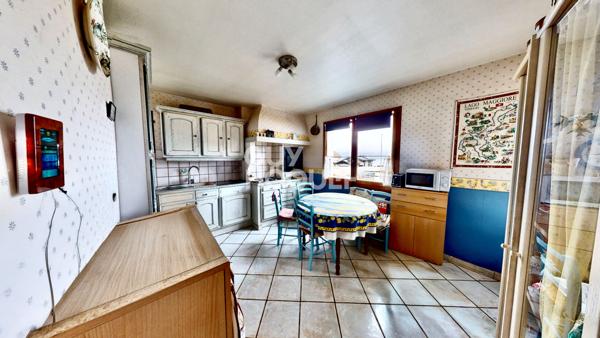 Maison Sevrier 10 pièce(s) 274 m2 - Vue Lac - Garage - Carport