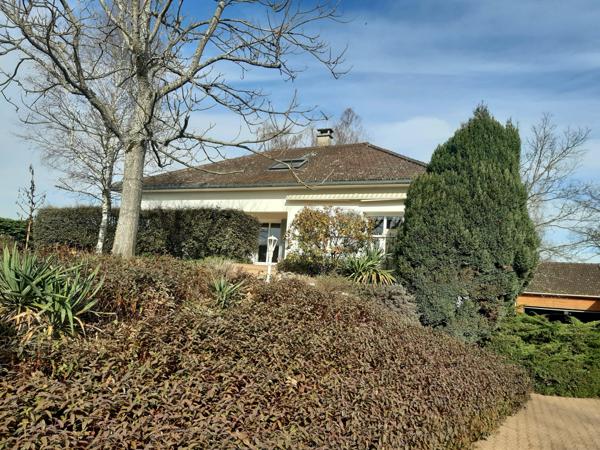 Maison 8 pièces - 132 m² Exclusivité efficity