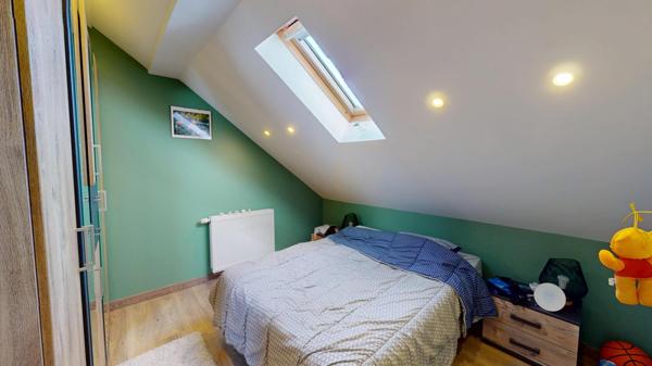 Maison rénovée 130 m² au sol – Terrasse & Jacuzzi – Habsheim centre