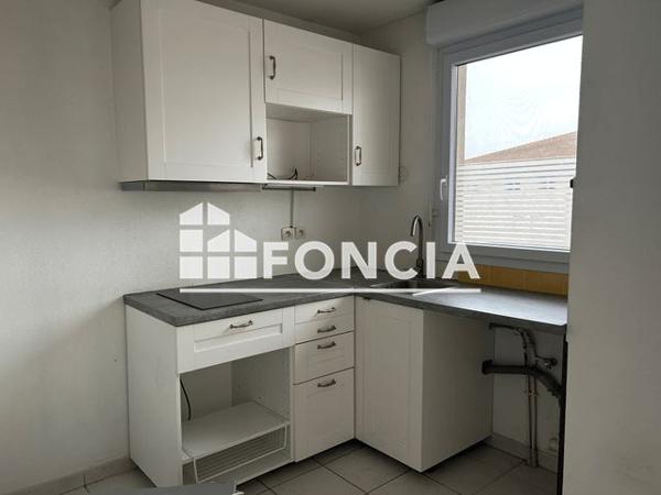 Location Appartement 2 pièces 44.62 m² - 44 RUE KAOLIN Vitrolles 13127