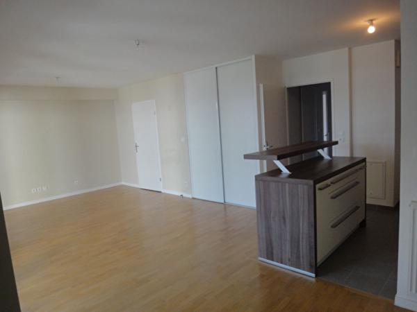 APPARTEMENT MASSY - 3/4 pièce(s) - 76,18 m2
