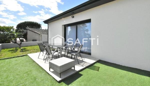 Coup de cœur pour cette maison récente avec des prestations de qualité !!