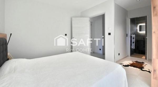 Coup de cœur pour cette maison récente avec des prestations de qualité !!