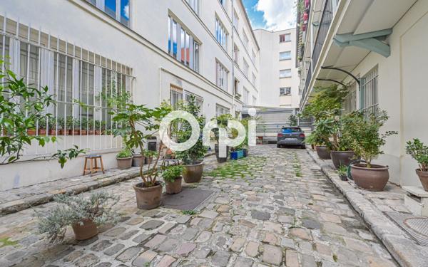 Appartement à vendre    2 pièces • 40 m2 Paris 11