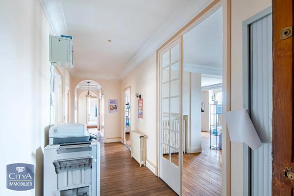 Appartement à vendre 6 pièces 180.14m²