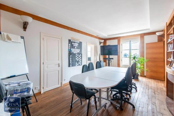 Appartement à vendre 6 pièces 180.14m²
