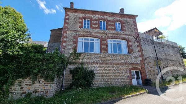 Maison à vendre  8 pièces - 182 m 2   DOMFRONT EN POIRAIE  - 61