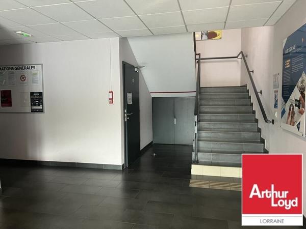 BUREAUX à LOUER de 66.7 m²