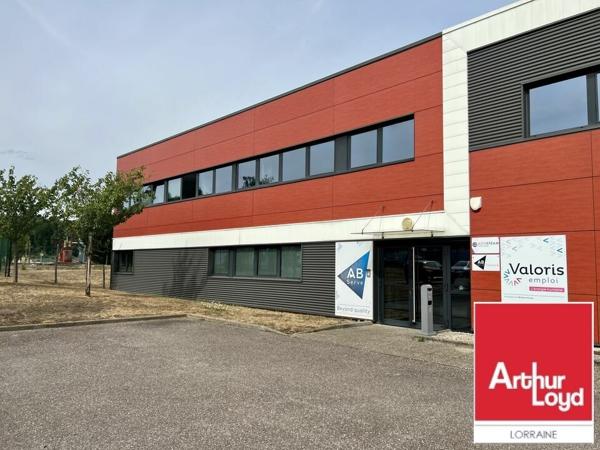 BUREAUX à LOUER de 66.7 m²