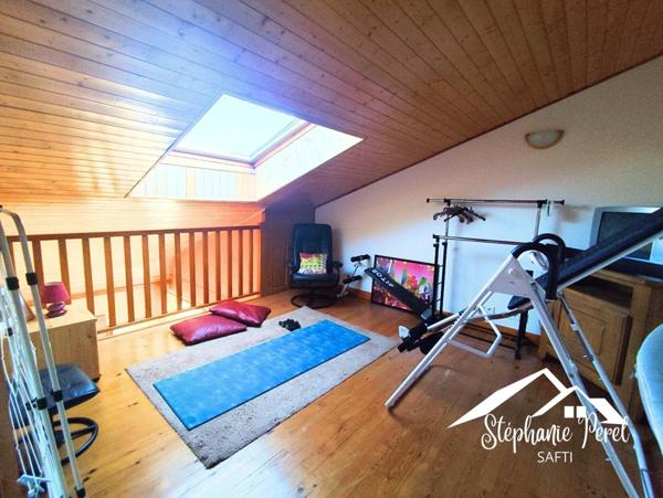 Volumes exceptionnels, dépendance, la maison idéale pour vivre, télétravailler ou entreprendre au cœur de la nature !