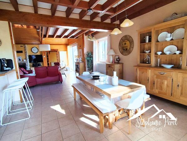 Volumes exceptionnels, dépendance, la maison idéale pour vivre, télétravailler ou entreprendre au cœur de la nature !