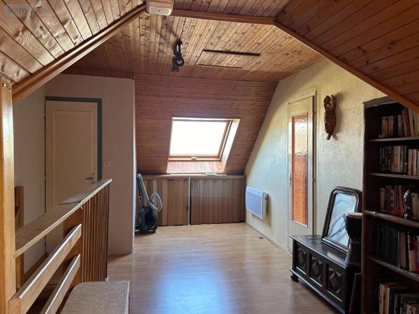 Maison à vendre à Guingamp dans les Côtes-d'Armor (22200), ref : 22064-1082