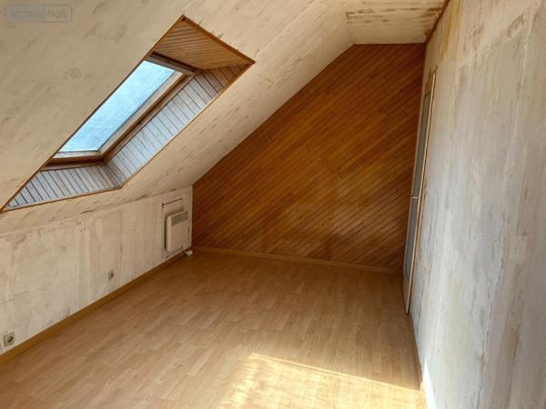 Maison à vendre à Guingamp dans les Côtes-d'Armor (22200), ref : 22064-1082