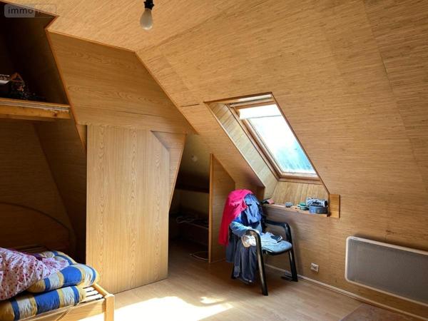 Maison à vendre à Guingamp dans les Côtes-d'Armor (22200), ref : 22064-1082