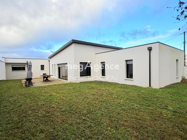 Maison à CHOLET, 49300 - 6 pièces 130m²