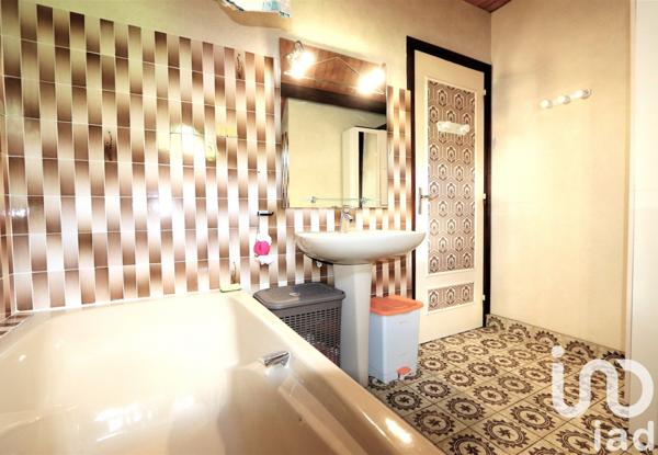 Maison 6 pièces de 165 m² à Cerny (91590)