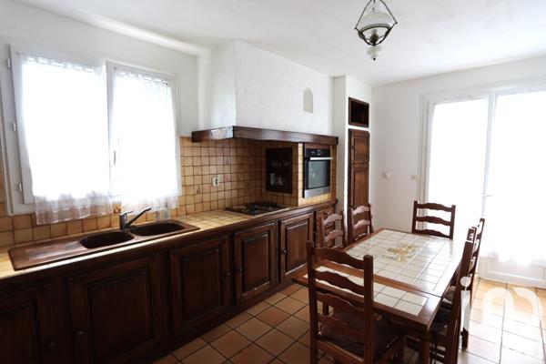 Maison 6 pièces de 165 m² à Cerny (91590)