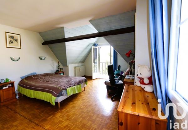 Maison 6 pièces de 165 m² à Cerny (91590)