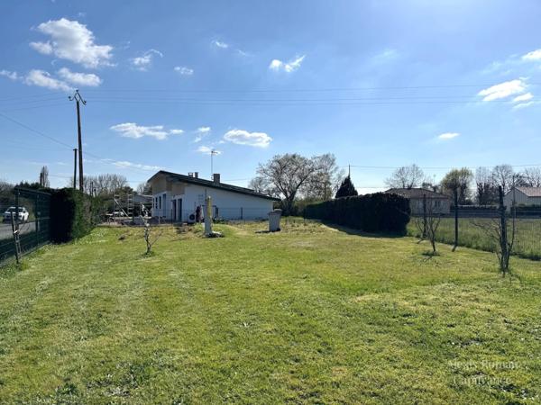 Maison de plain-pied 105 m² + double garage – env. 140 m² utiles – terrain 1 533 m² – proche commodités